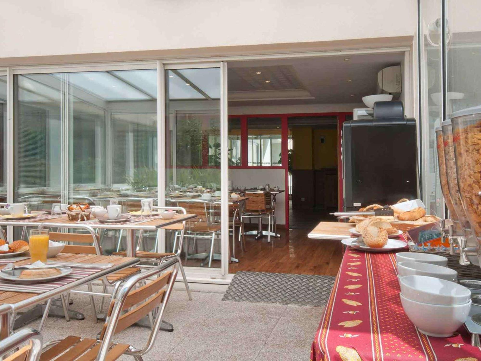 Aparthotel Adagio Access Marseille Prado Perier Екстер'єр фото